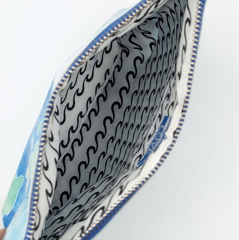 Kiele Wet Pouch - Picture 3 of 6